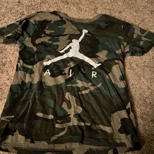 Air Jordan kids shirt size (L) or 12-13